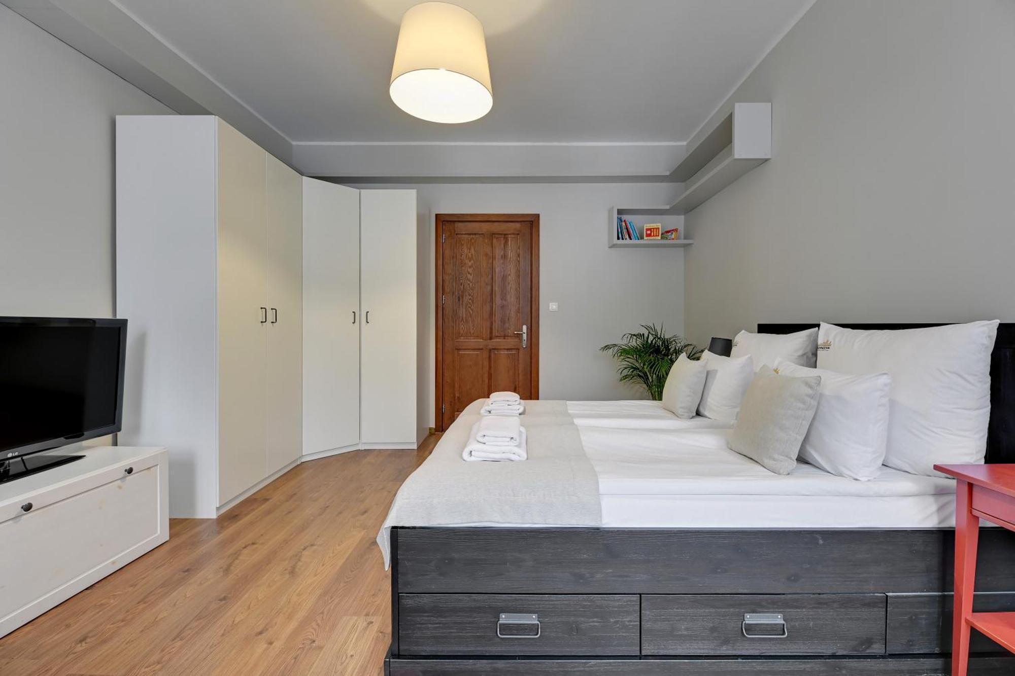 City Center, Art House & Family Stay By Downtown Apartments Gdansk Dış mekan fotoğraf